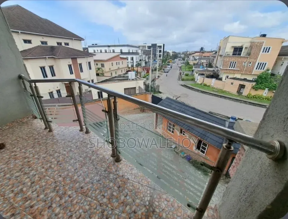 3bdrm Apartment in Lekki Phase1 for rent in Lekki Phase 1