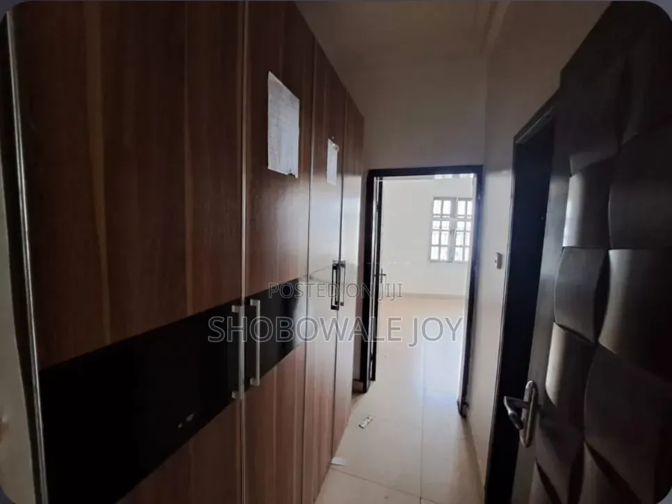 3bdrm Apartment in Lekki Phase1 for rent in Lekki Phase 1