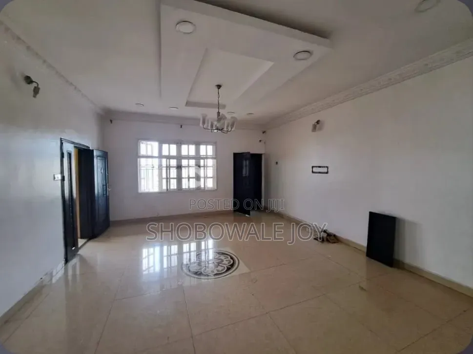 3bdrm Apartment in Lekki Phase1 for rent in Lekki Phase 1