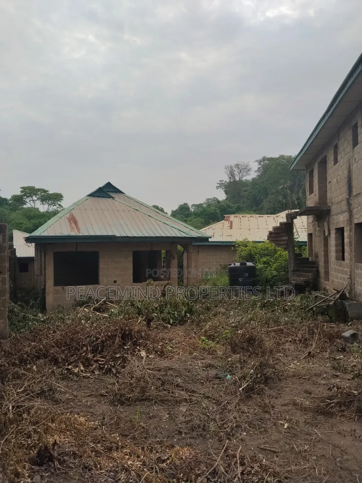 6bdrm Duplex in Housing Estate Elega, Abeokuta South for sale in Abeokuta South