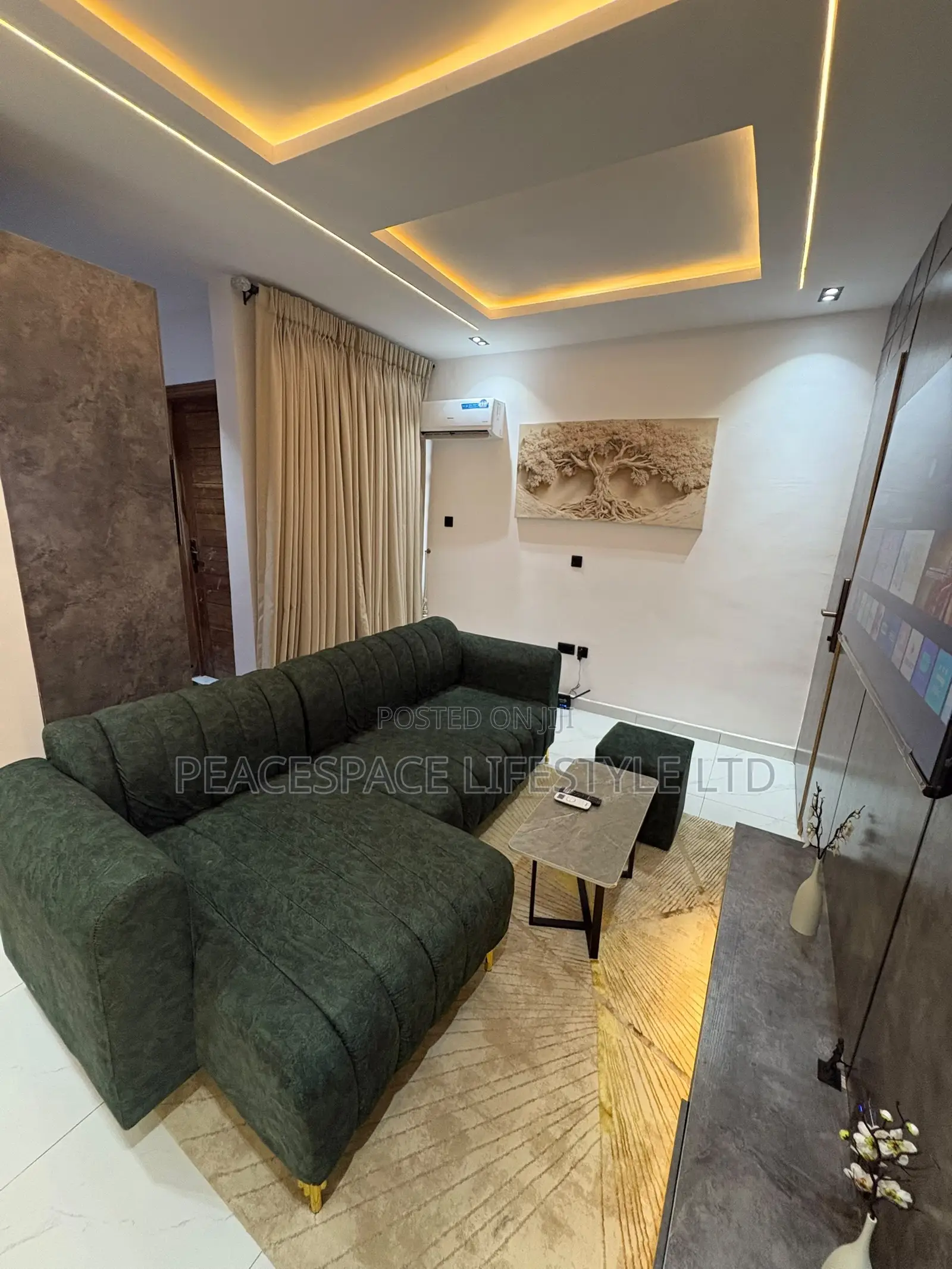 Elegant 1 Bedroom Apartment With Balcony Yaba in Yaba