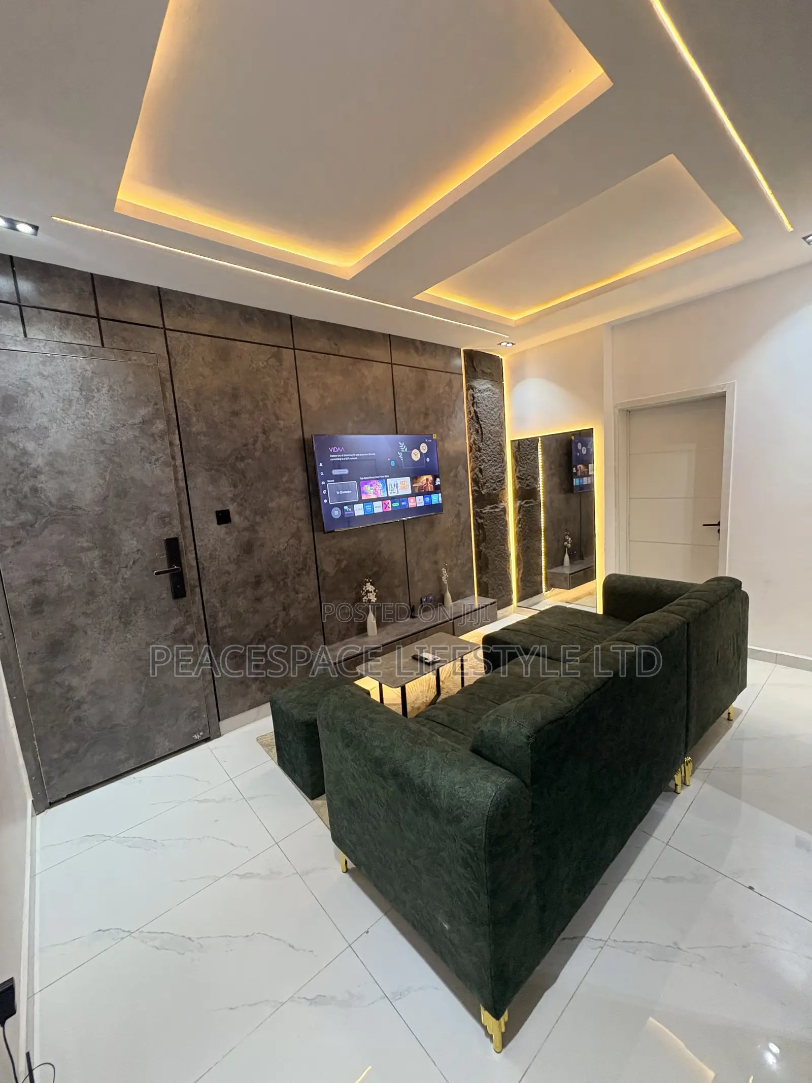 Elegant 1 Bedroom Apartment With Balcony Yaba in Yaba