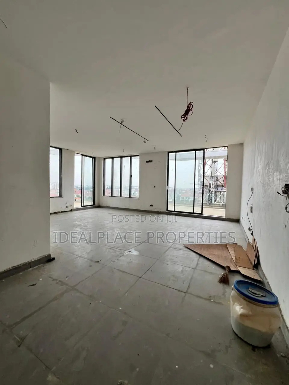 3bdrm Apartment in Ikate for sale in Ikate