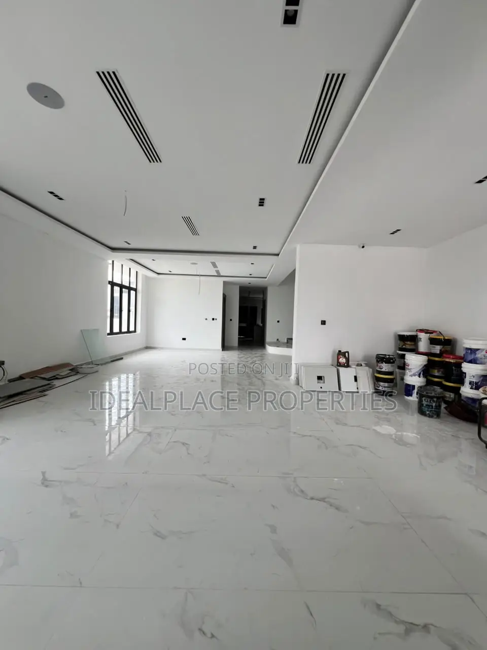 6bdrm Duplex in Ikate for sale in Ikate