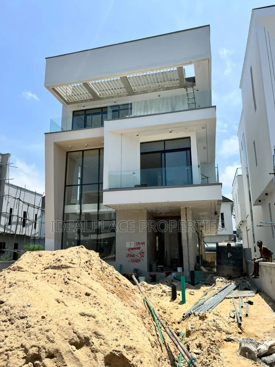 5bdrm Duplex in Megamound Estate, Ikota for sale in Ikota