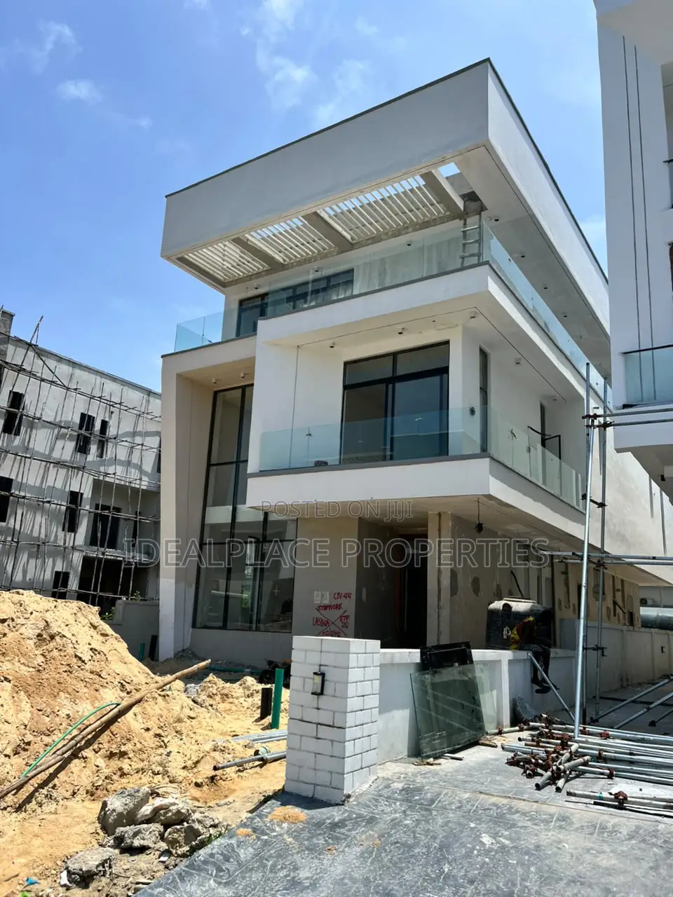 5bdrm Duplex in Megamound Estate, Ikota for sale in Ikota