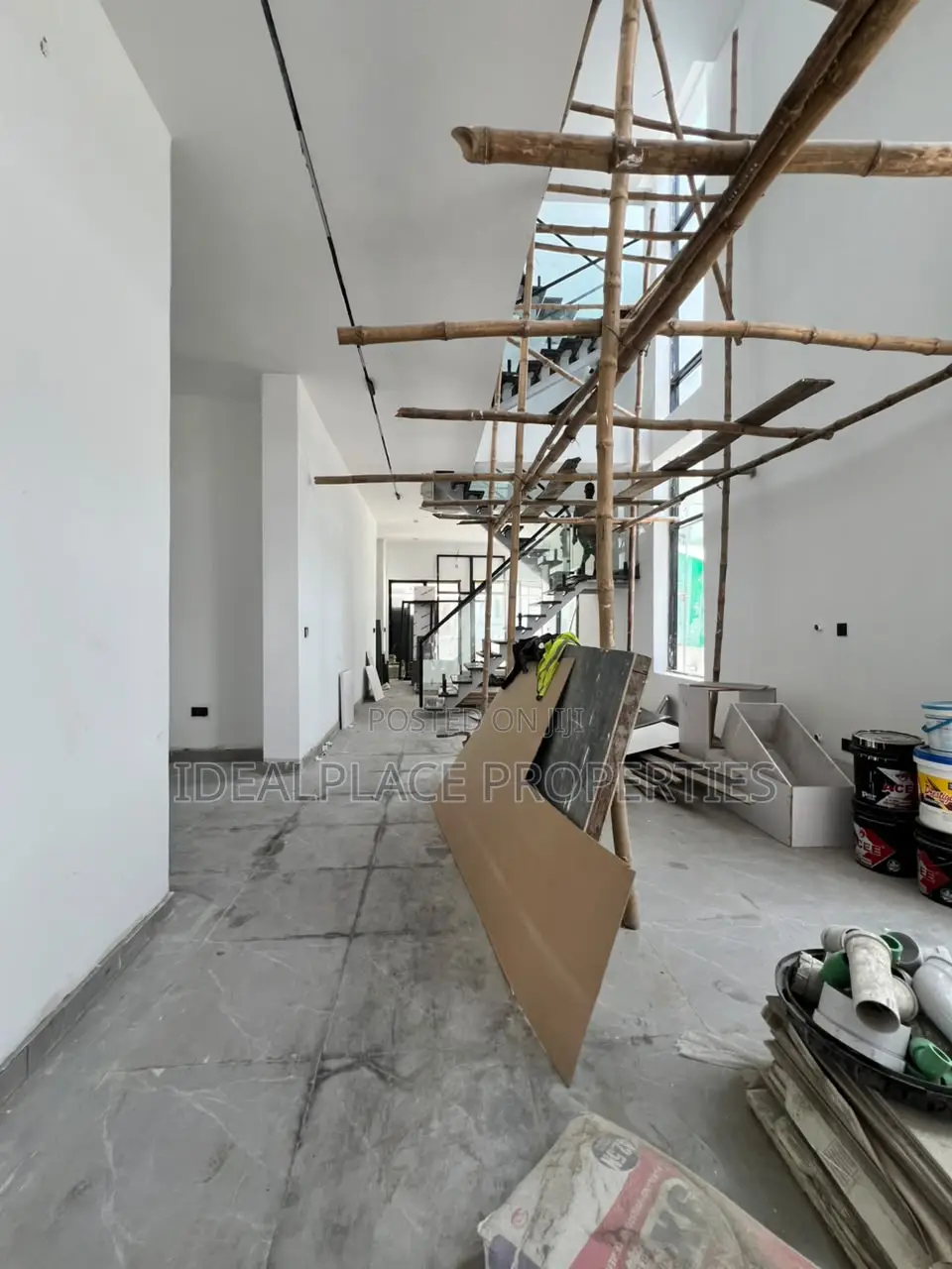 6bdrm Duplex in Megamound Estate, Ikota for sale in Ikota