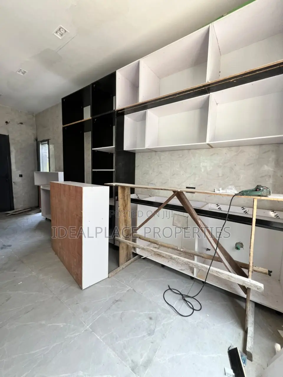 6bdrm Duplex in Megamound Estate, Ikota for sale in Ikota