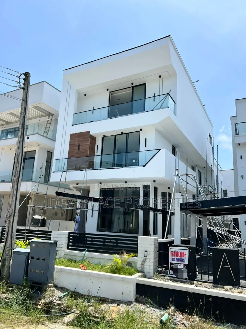 5bdrm Duplex in Megamound Estate, Ikota for sale in Ikota