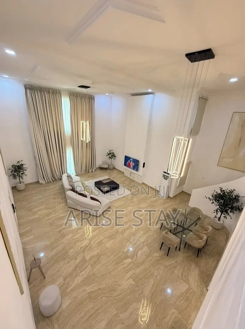 Luxury 4-Bedroom Penthouse With Pool & City View | Parkview Ikoy in Ikoyi