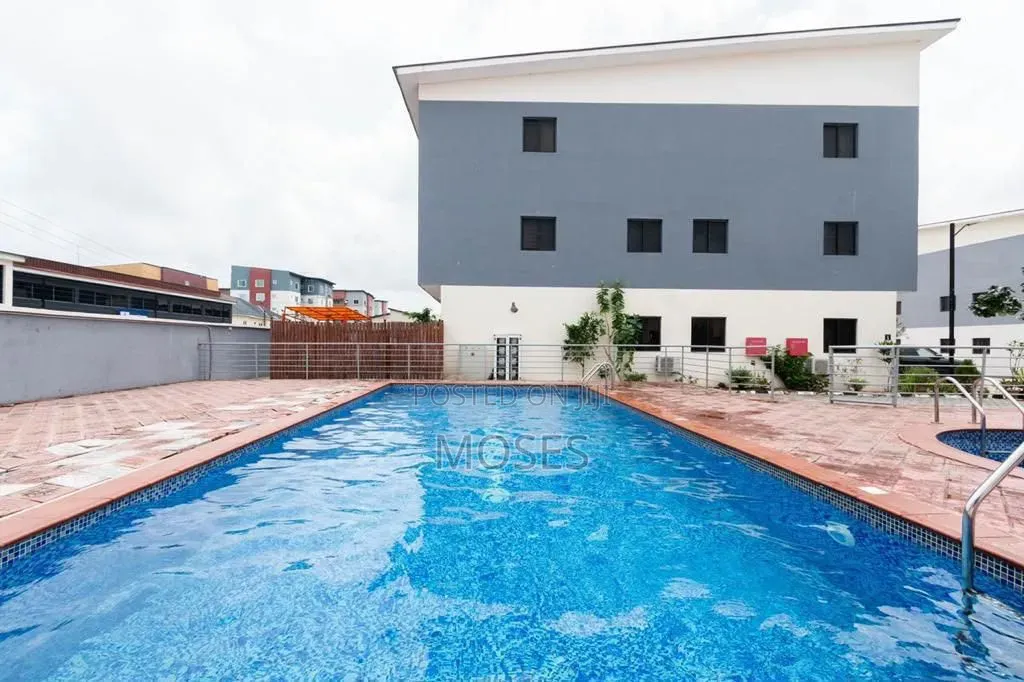 Furnished 1bdrm Shared Apartment in Bayview Estate, Ikate-Elegushi in Ikate-Elegushi