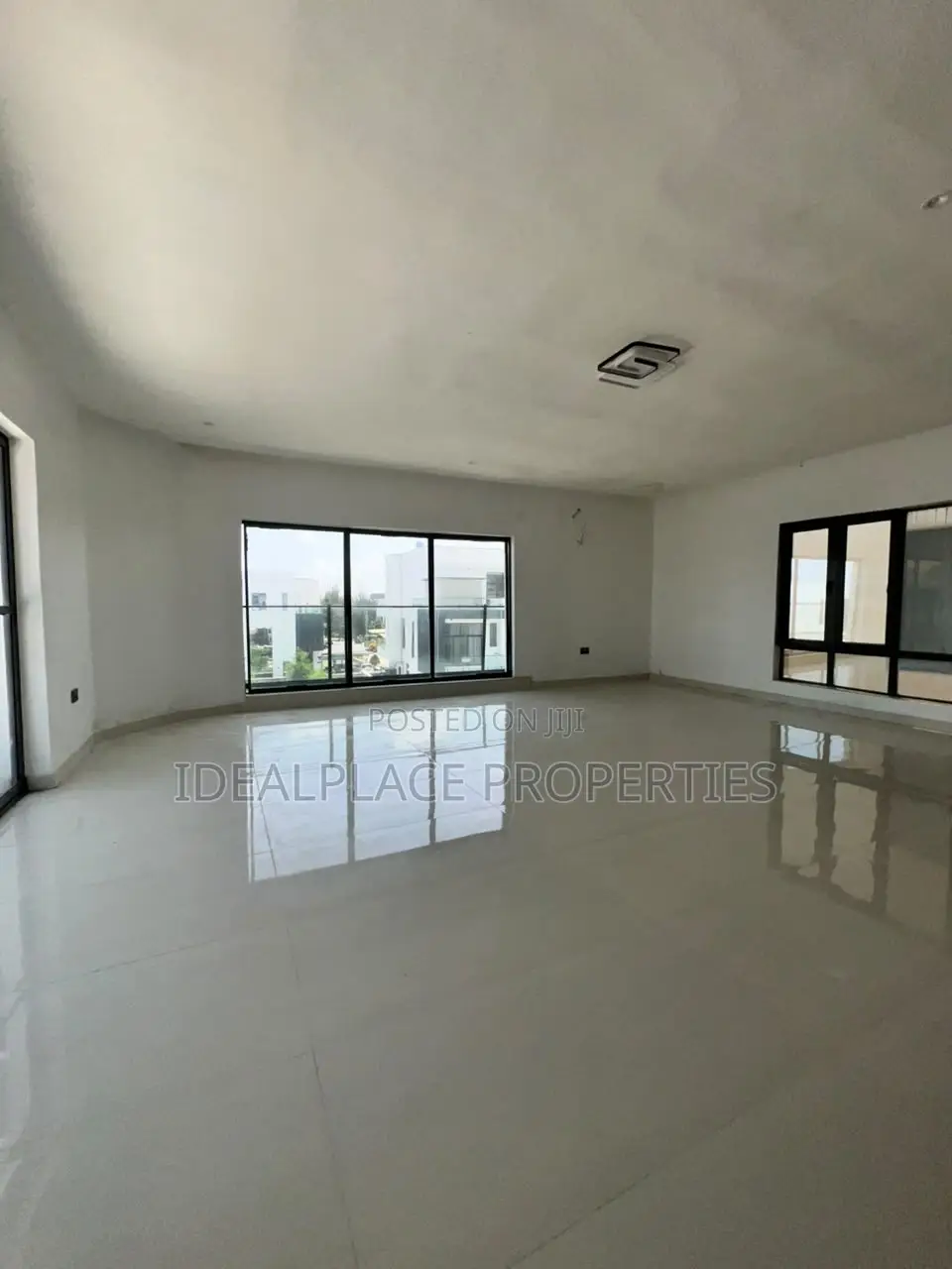 5bdrm Duplex in Megamound Estate, Ikota for sale in Ikota