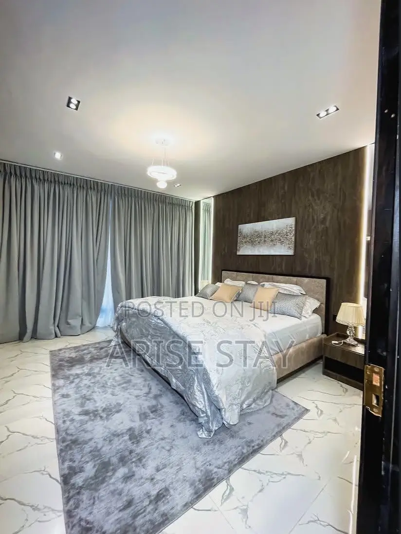 3/4-Bedroom Terrace Duplex | Lekki Phase 1 in Lekki Phase 1