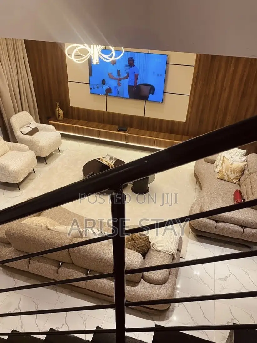 3/4-Bedroom Terrace Duplex | Lekki Phase 1 in Lekki Phase 1