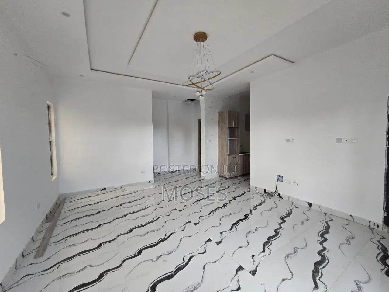 2bdrm Apartment in Secured Estate, Lekki Phase 1 for rent in Lekki Phase 1