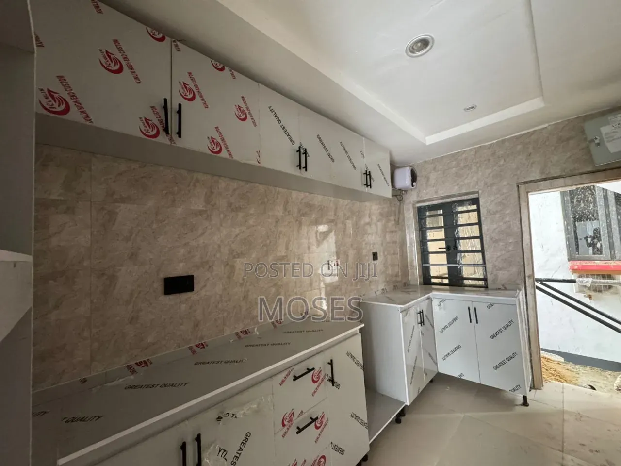 3bdrm Penthouse in In An Access Control, Ologolo for rent in Ologolo