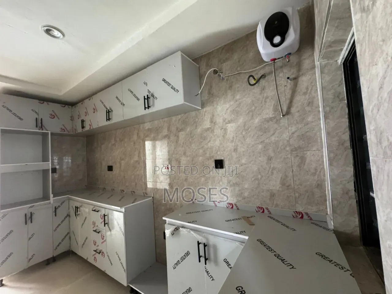 3bdrm Penthouse in In An Access Control, Ologolo for rent in Ologolo