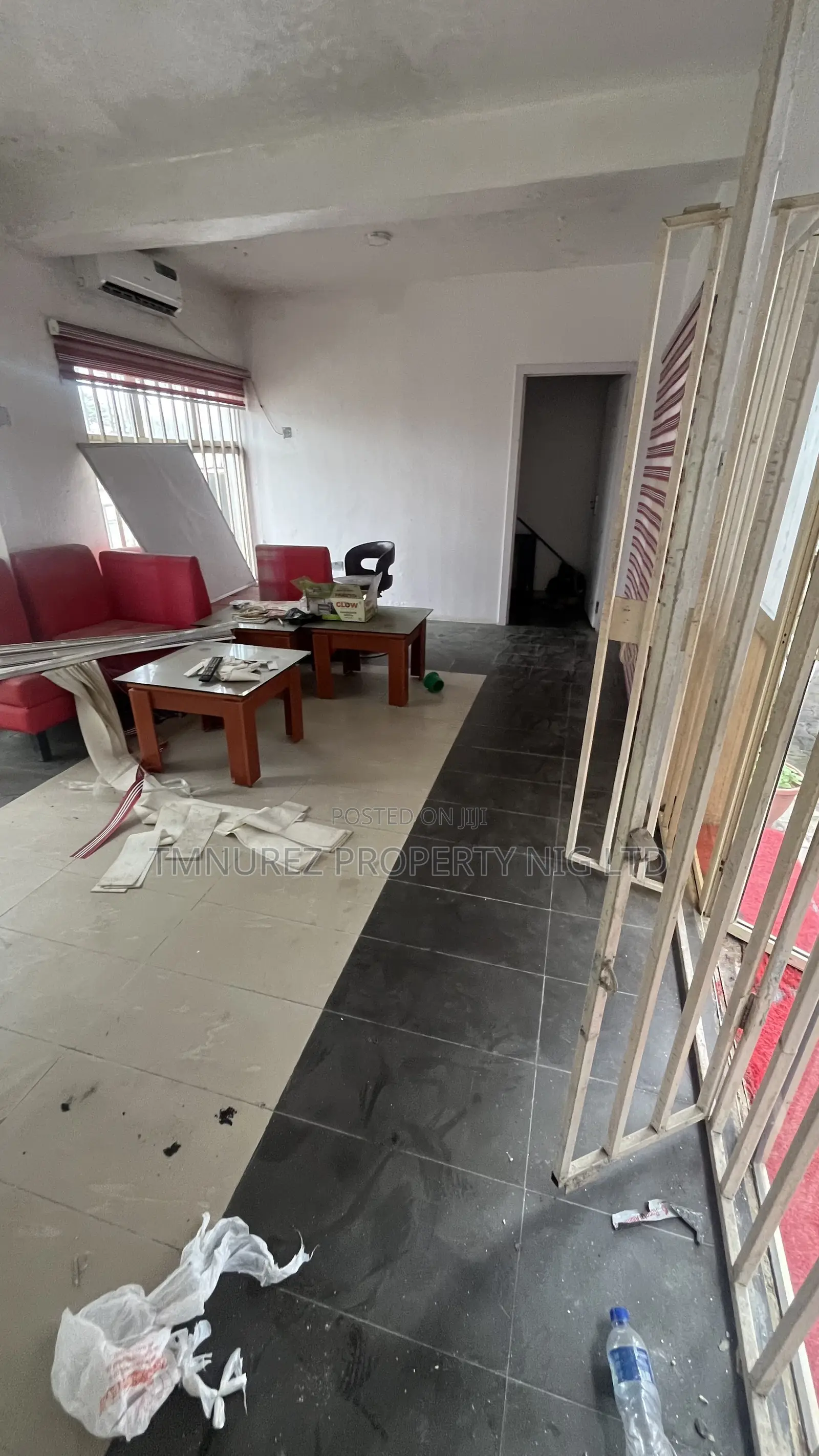 Showroom Shop in Sangotedo