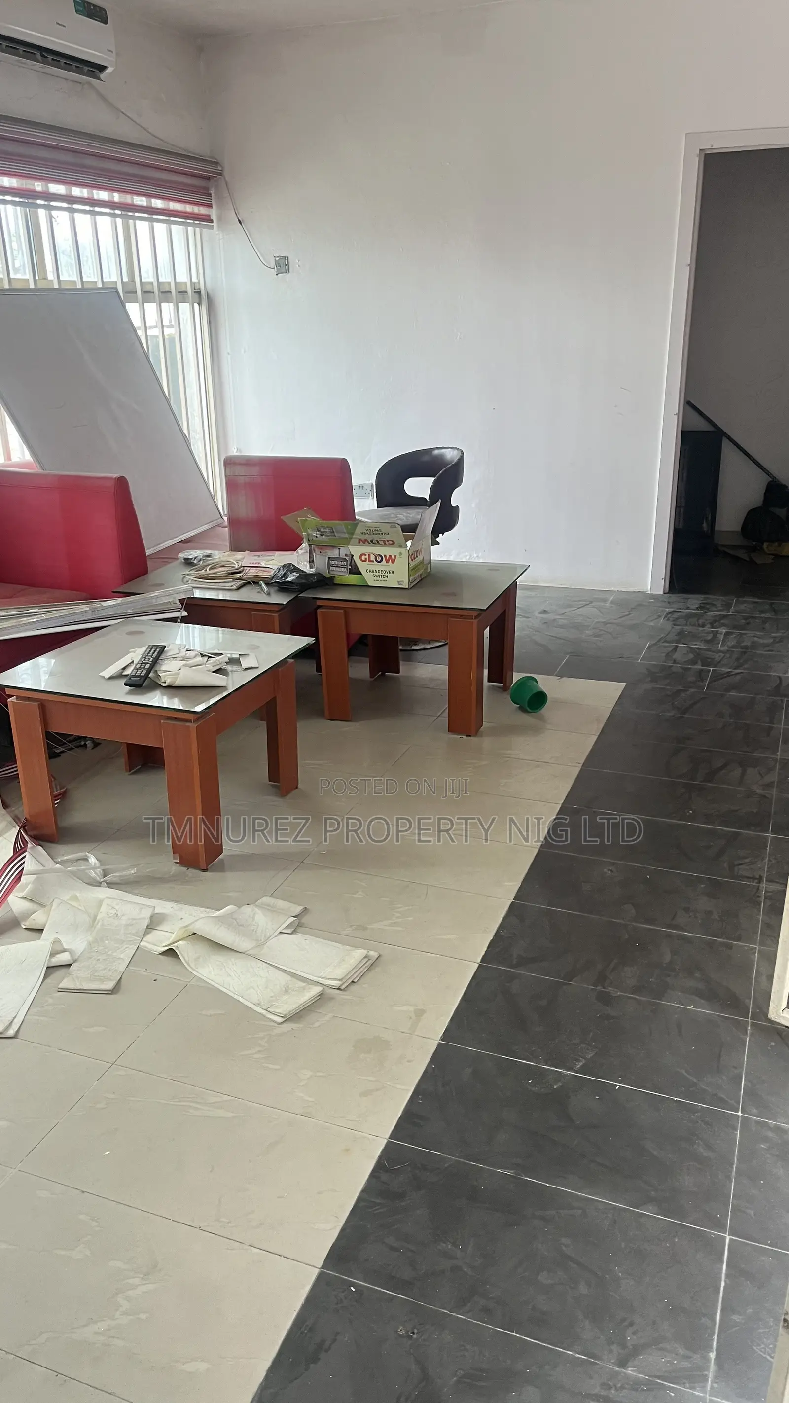 Showroom Shop in Sangotedo