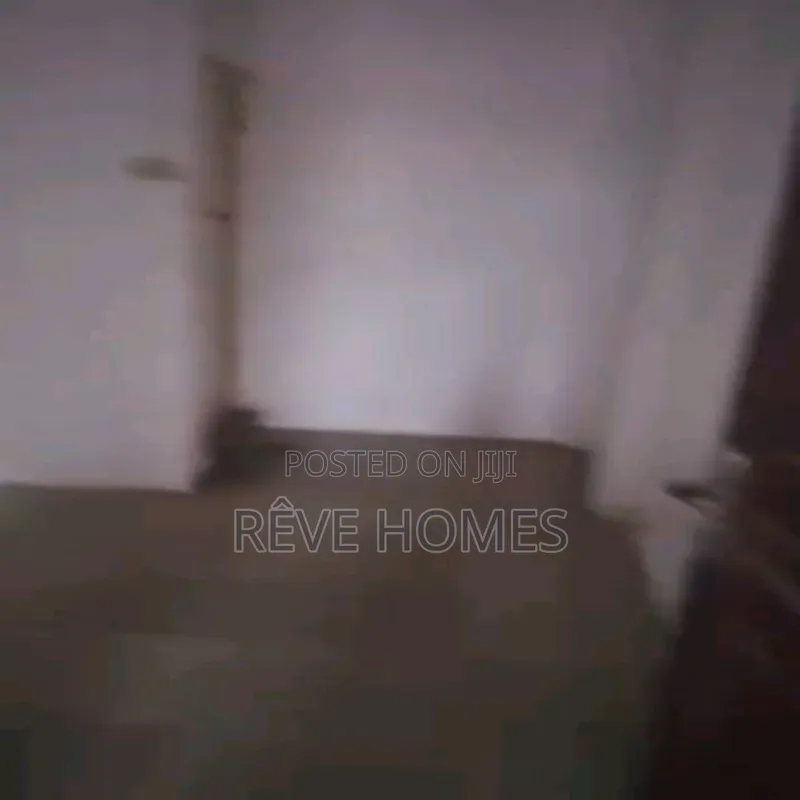 Mini Flat in Adekunle for rent in Adekunle