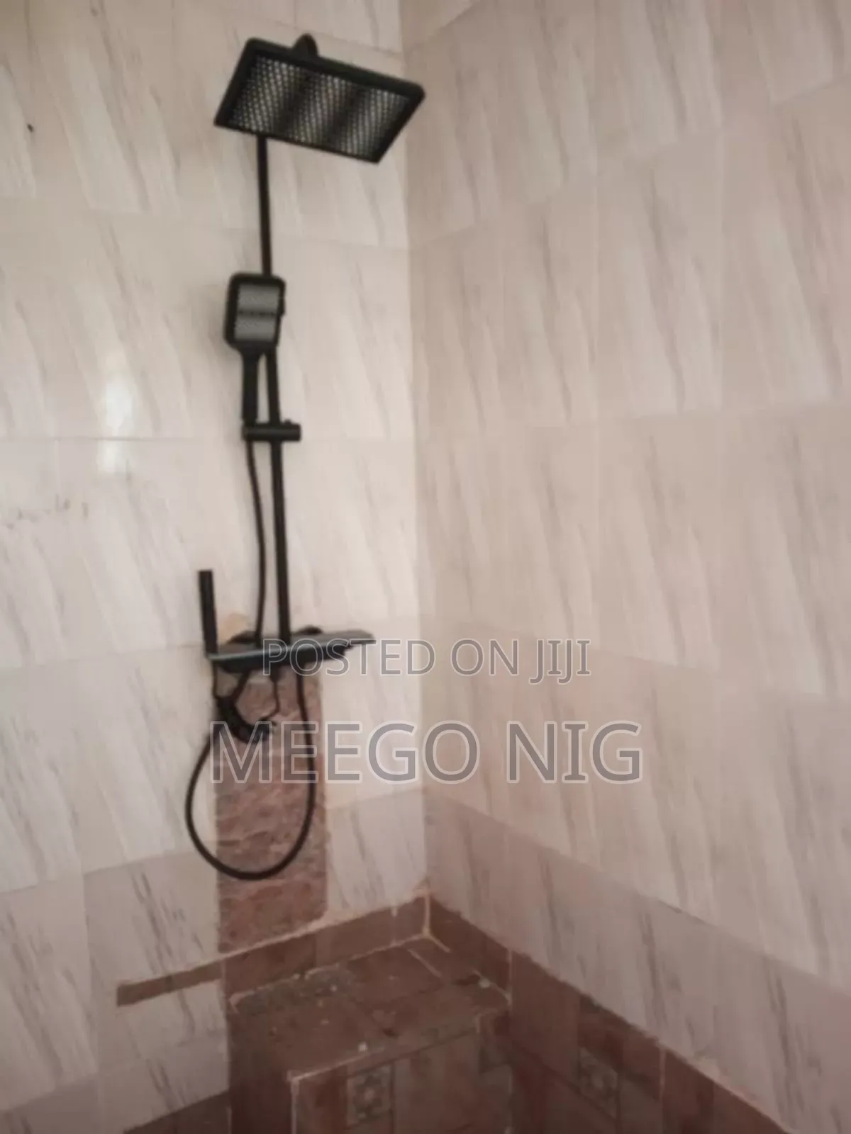 4bdrm Townhouse / Terrace in Innoya Estate for rent in Abraham Adesanya Estate