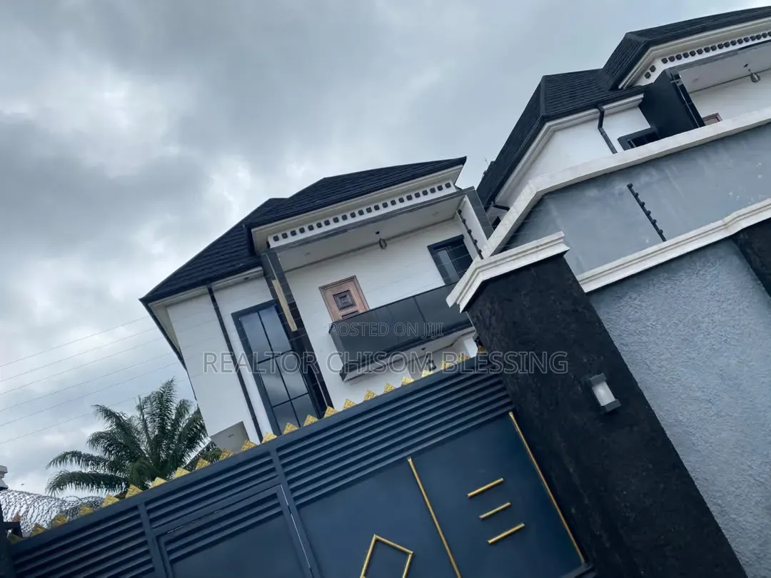 Furnished 4bdrm Duplex in Umuobia Housing, Umuahia for sale in Umuahia
