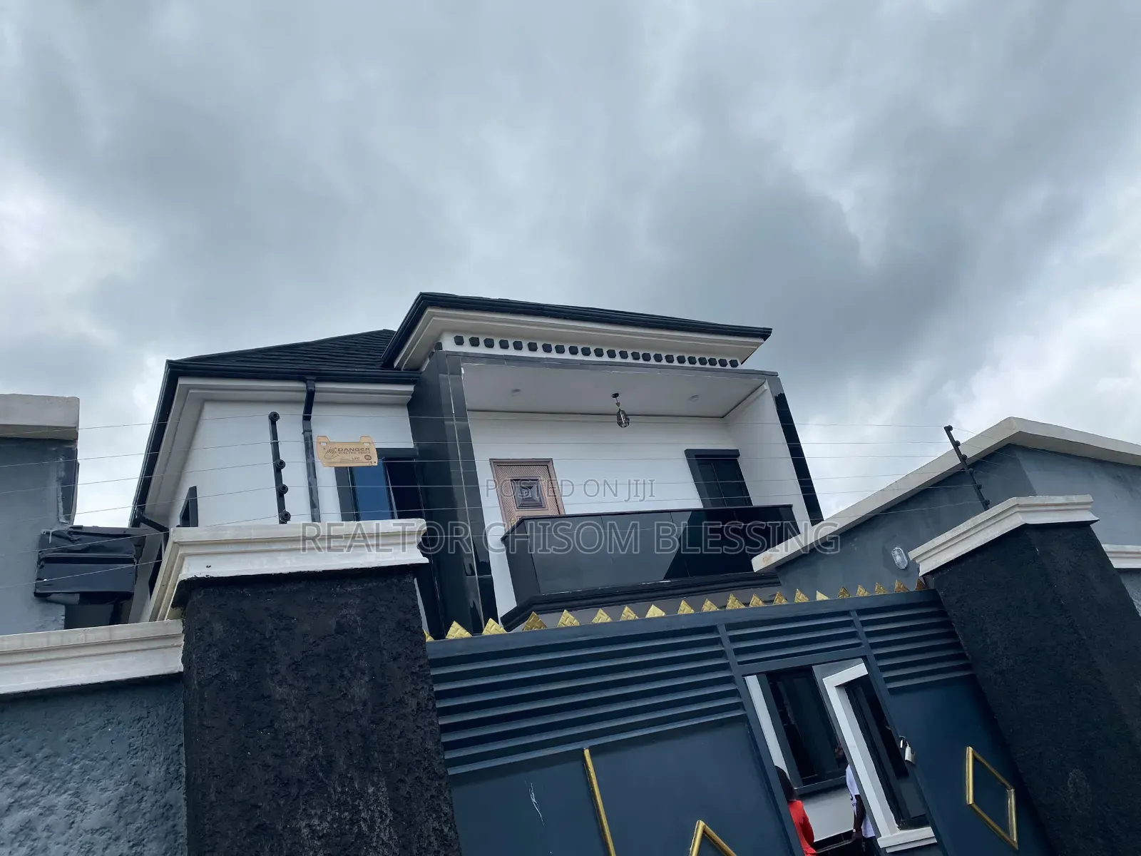 Furnished 4bdrm Duplex in Umuobia Housing, Umuahia for sale in Umuahia