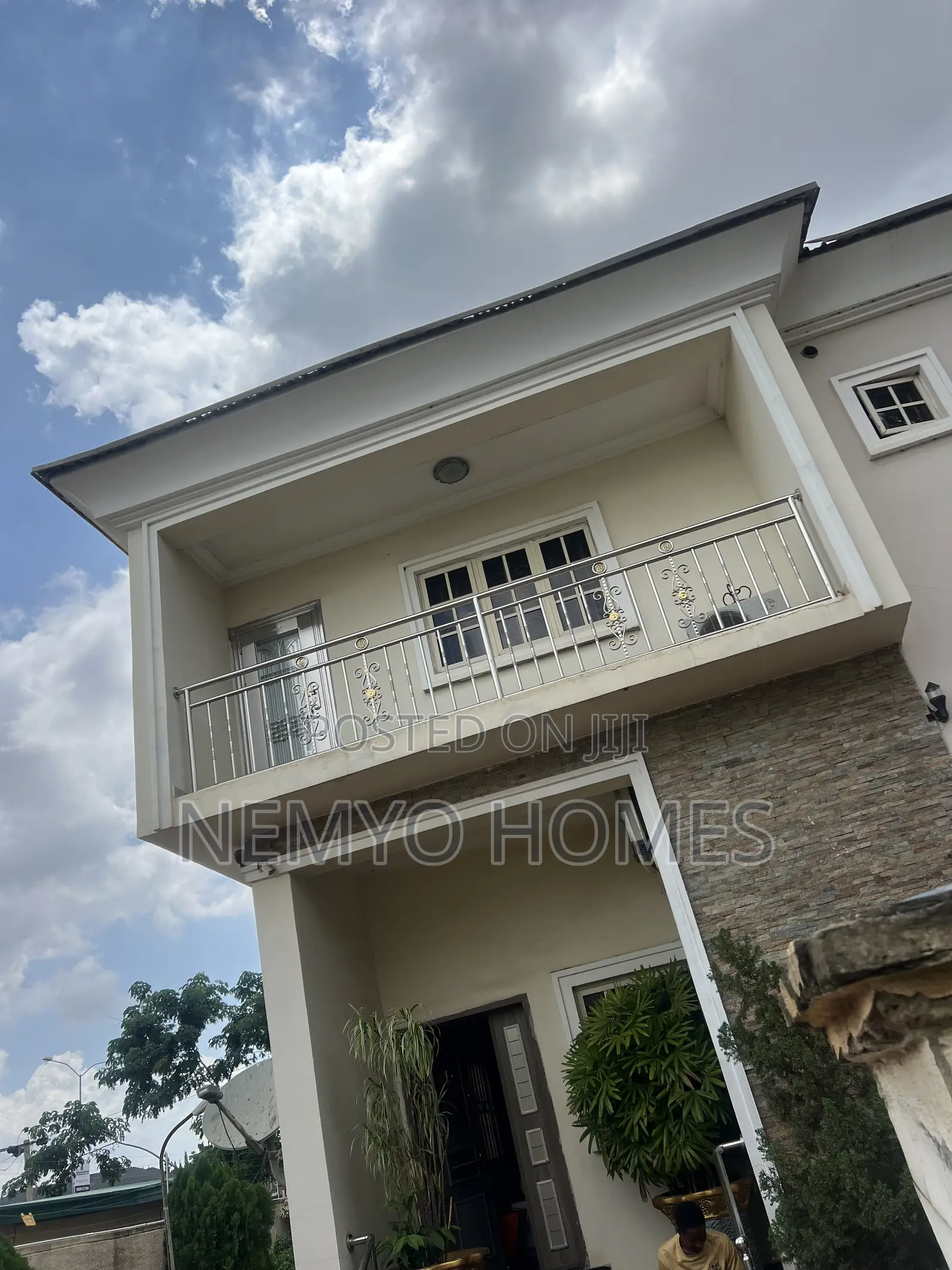 4bdrm Duplex in Utako for sale in Utako