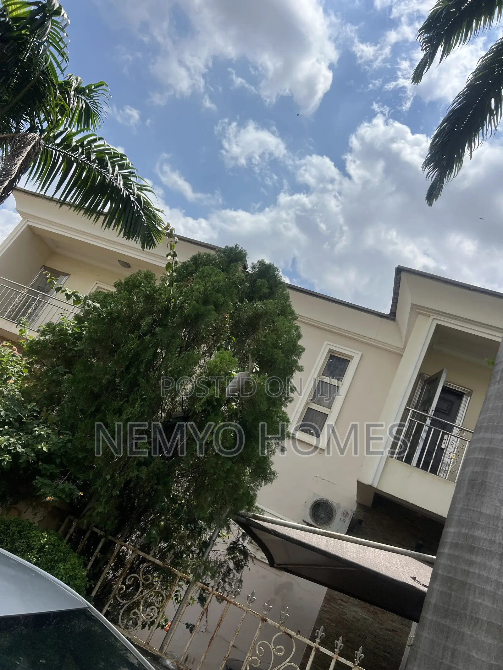 4bdrm Duplex in Utako for sale in Utako
