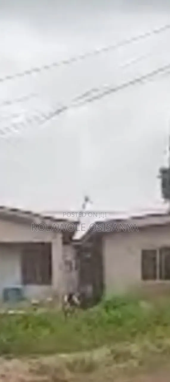 5bdrm Apartment in Igando / Ikotun/Igando for sale in Igando / Ikotun/Igando