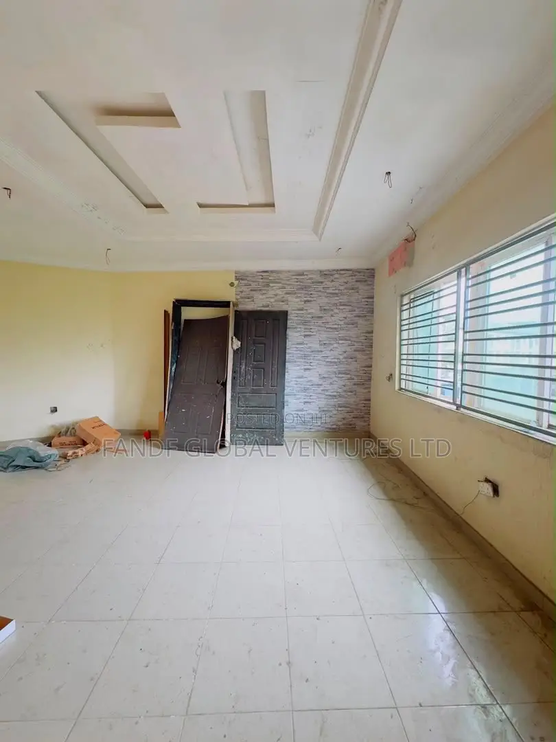3bdrm Duplex in Magodo for sale in Magodo