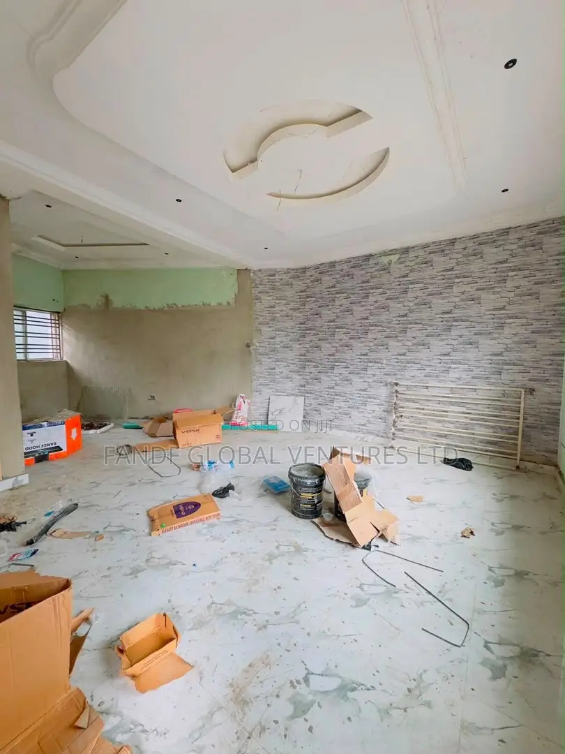 3bdrm Duplex in Magodo for sale in Magodo