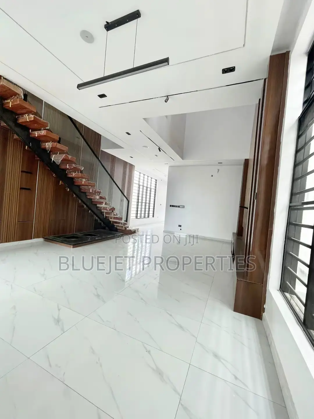 Furnished 5bdrm Duplex in Ikota Estate for sale in Ikota