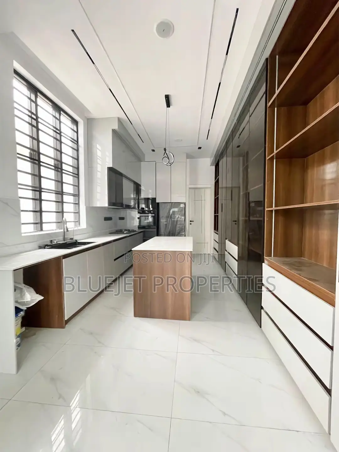 Furnished 5bdrm Duplex in Ikota Estate for sale in Ikota