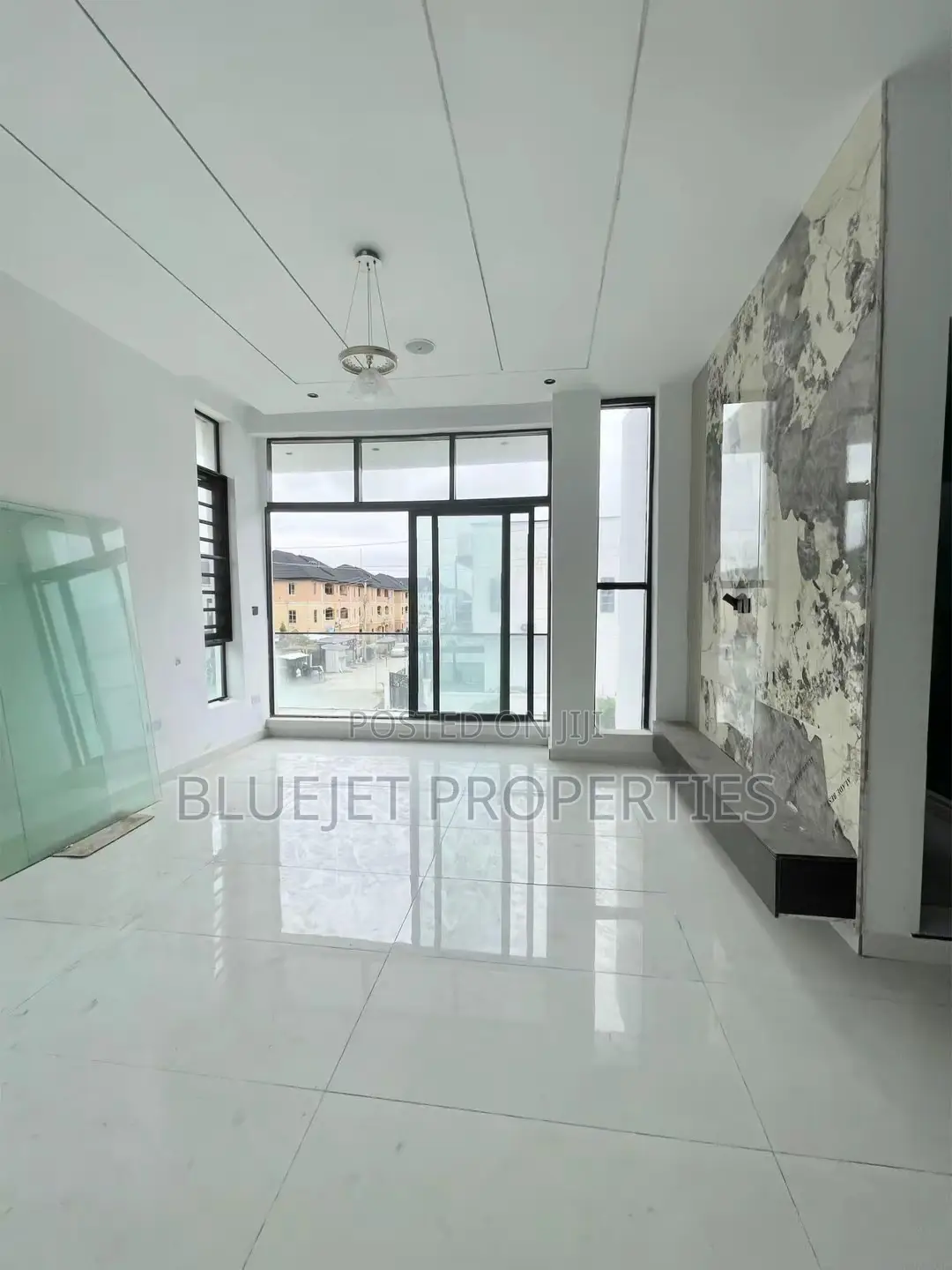 Furnished 4bdrm Duplex in Ikota Lekki for sale in Ikota