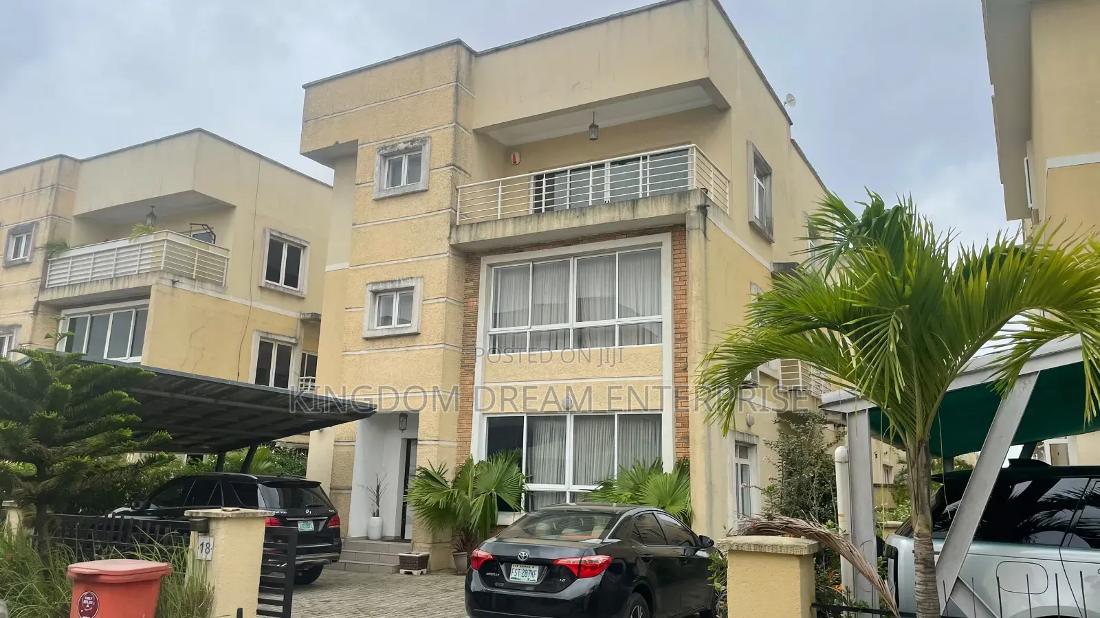 Furnished 5bdrm Duplex in Western Foreshore for sale in Lekki Phase 1