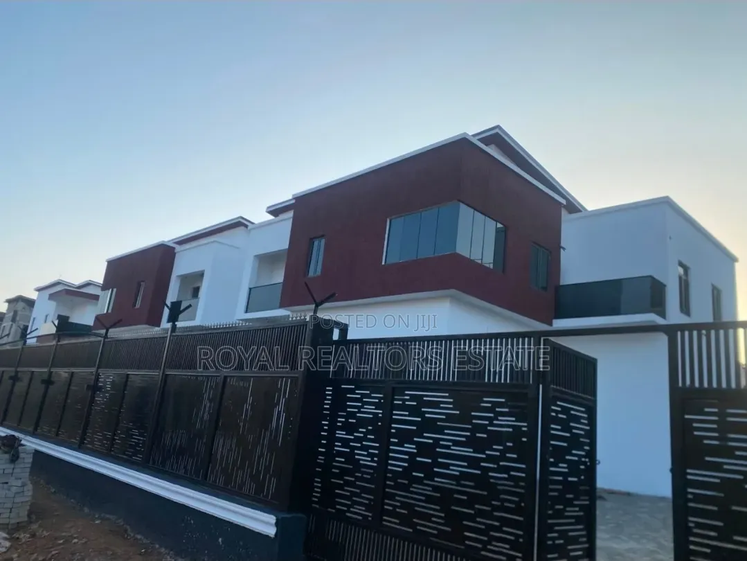4bdrm Duplex in City Gate Estate for sale in Life Camp