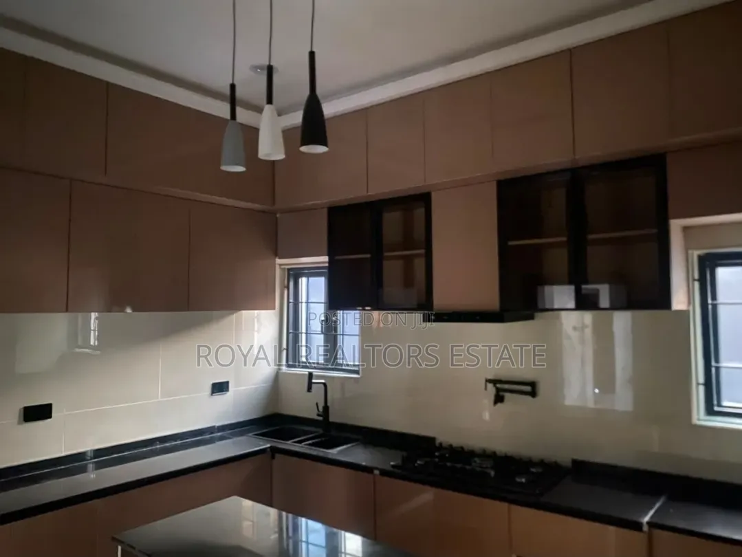 4bdrm Duplex in City Gate Estate for sale in Life Camp