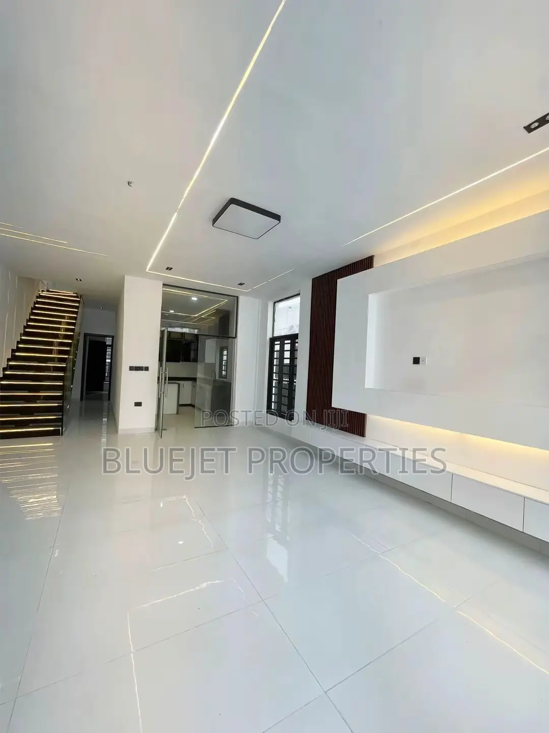 Furnished 4bdrm Duplex in Ikota Lekki for sale in Ikota