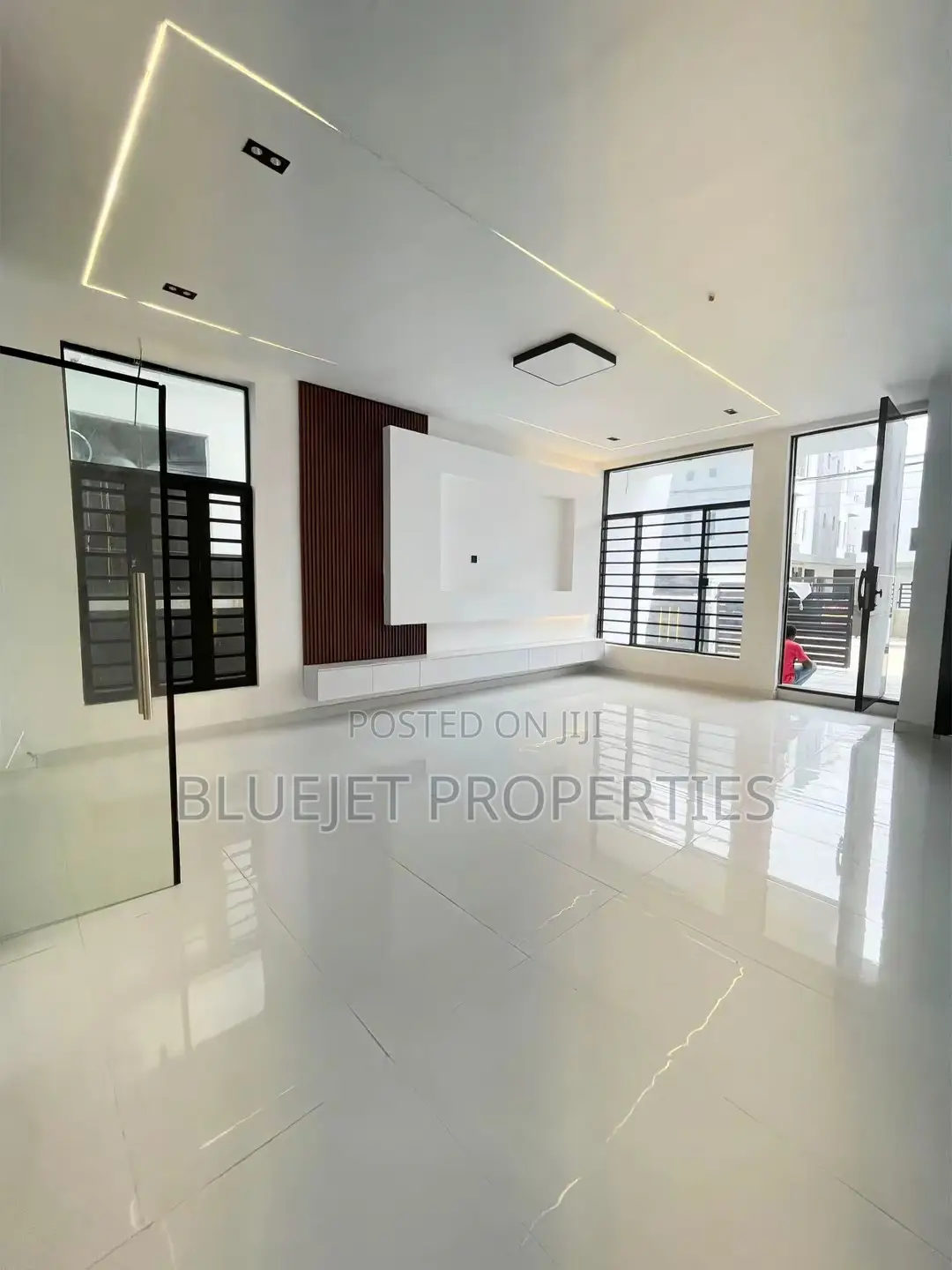 Furnished 4bdrm Duplex in Ikota Lekki for sale in Ikota