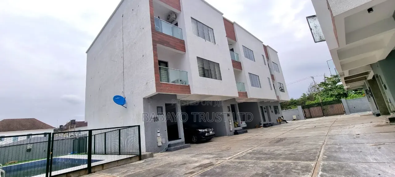 2bdrm Apartment in Gray Garden, Lekki Phase 1 for sale in Lekki Phase 1