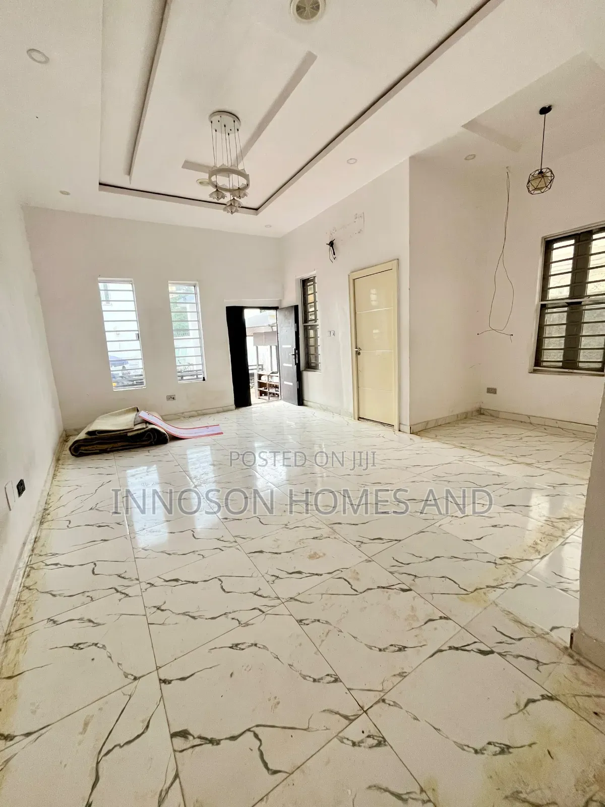 2bdrm Duplex in Chevron for rent in Chevron