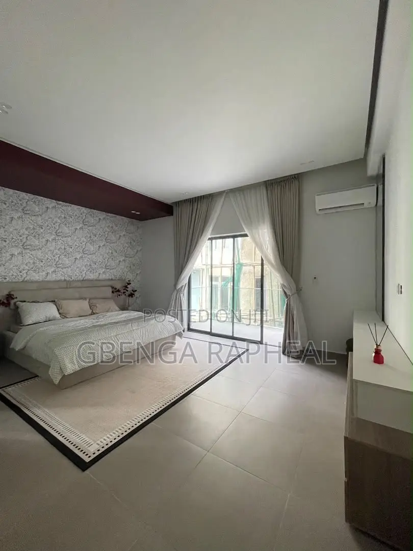 Furnished 2bdrm Block of Flats in Spar Road Ikate, Lekki for sale in Lekki