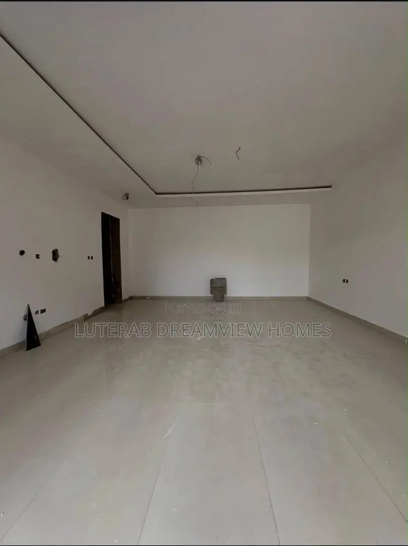 4bdrm Townhouse/Terrace in Jahi Main for sale in Jahi