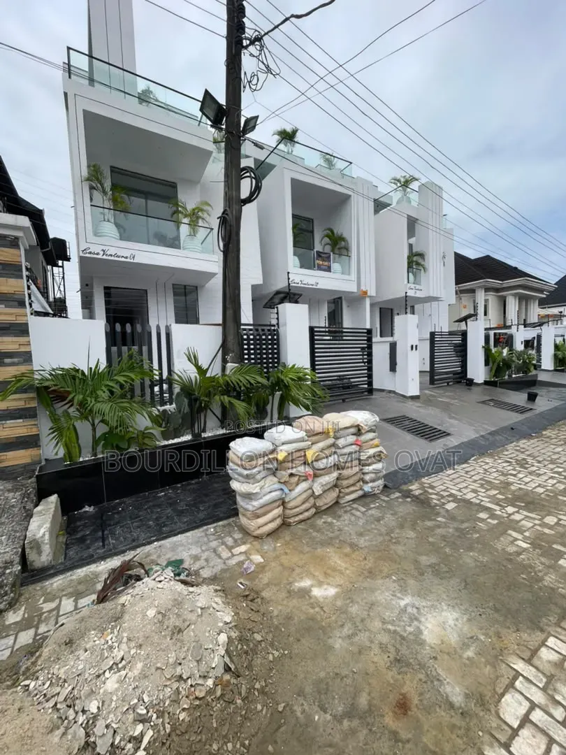 5bdrm Duplex in Ikota Lekki Lagos for sale in Ikota