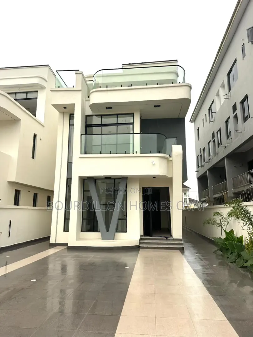 5bdrm Duplex in Lekk Phase 1 for sale in Lekki Phase 1