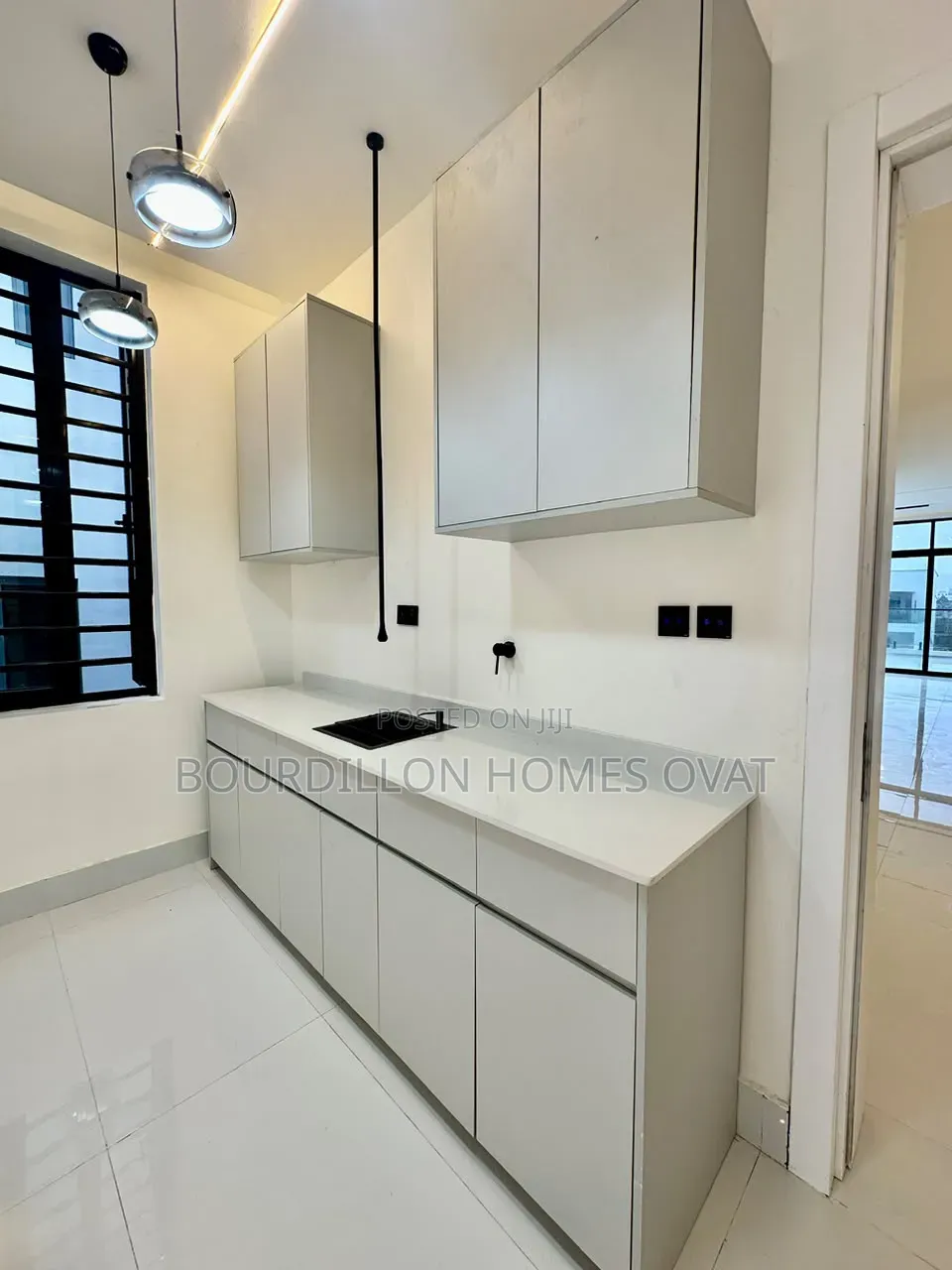 5bdrm Duplex in Lekk Phase 1 for sale in Lekki Phase 1