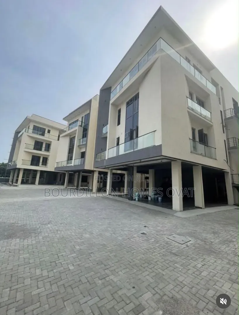 2bdrm Apartment in Lekki Phase 1 for rent in Lekki Phase 1