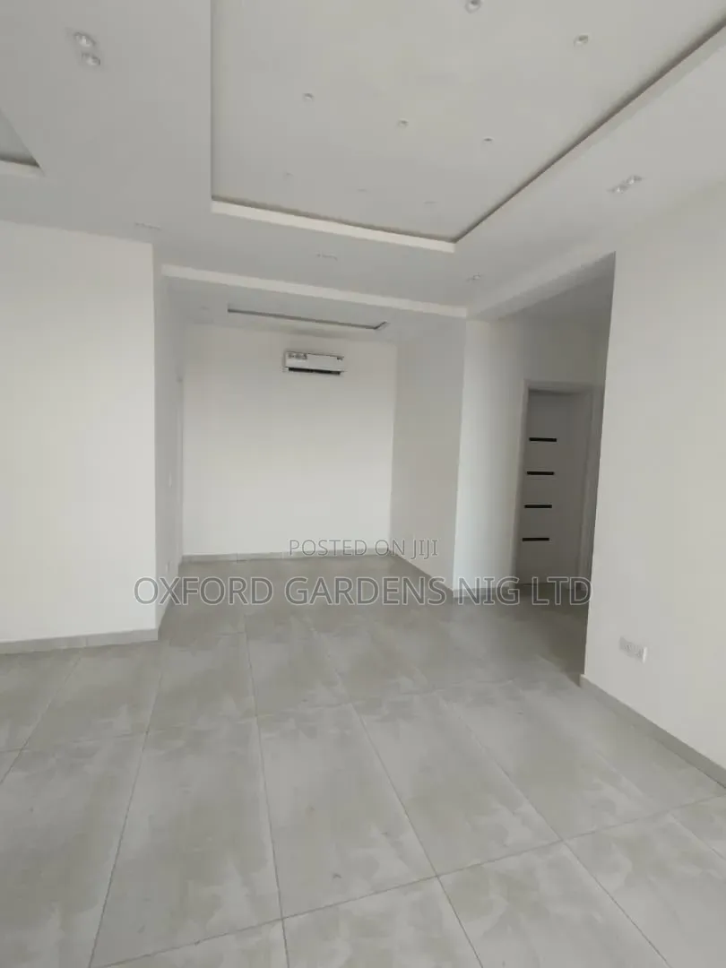 3bdrm Block of Flats in Lekki Phase 1 for sale in Lekki Phase 1