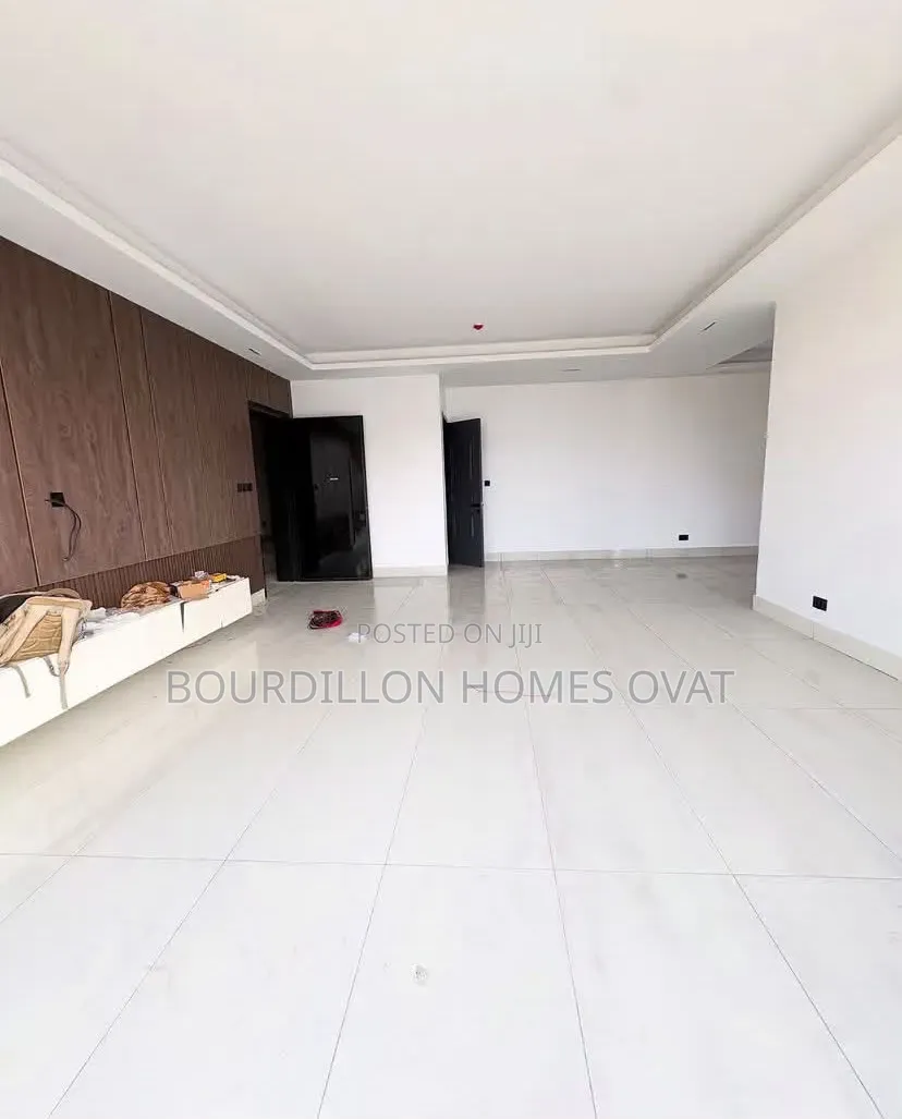 2bdrm Apartment in Ikate Lekki Lagos for rent in Ikate